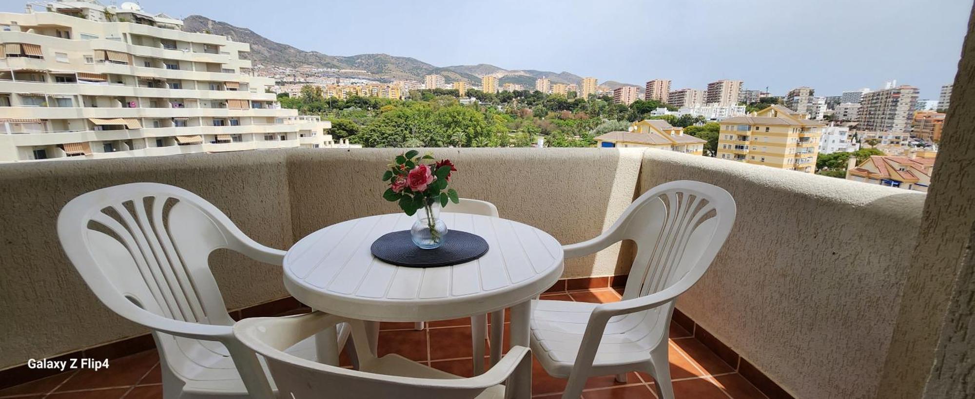 Vive Benal Beach 1-807. Vistas Al Mar, Parque Acuático Familiar Benalmádena