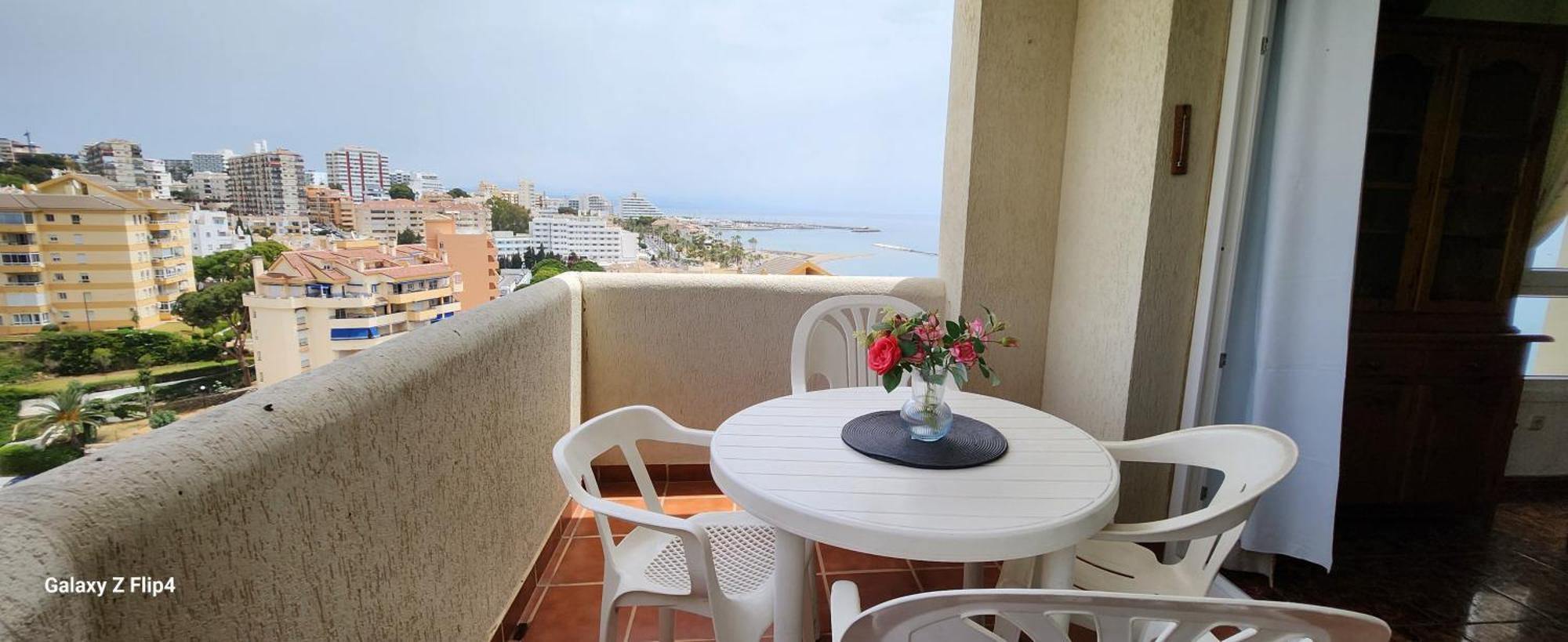 Vive Benal Beach 1-807. Vistas Al Mar, Parque Acuático Familiar Apartamento