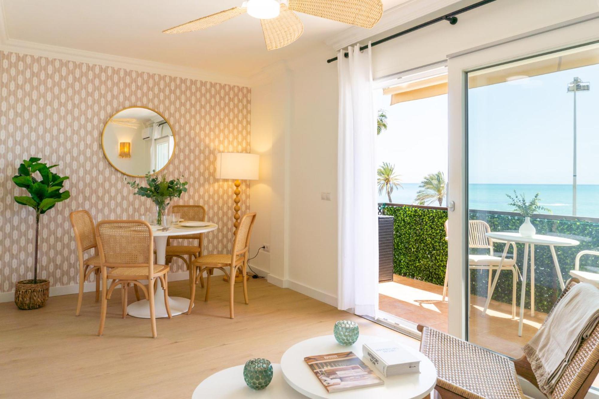 Boutique Flat Sea Views Apartment *