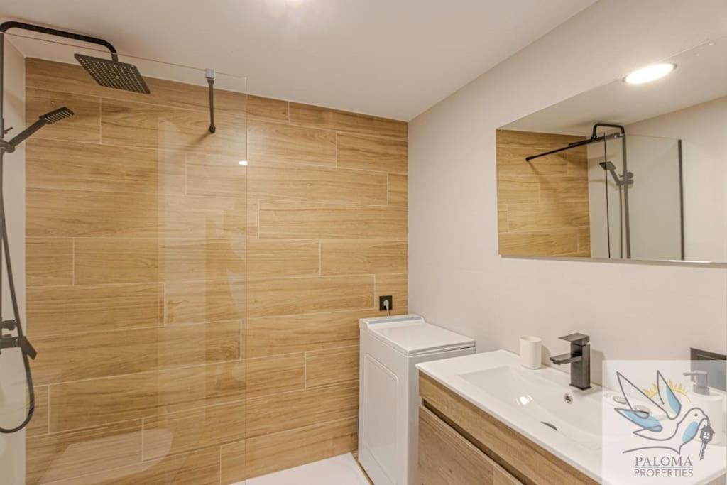 Wonderful Benalbeach Recently Refurbished Apartment