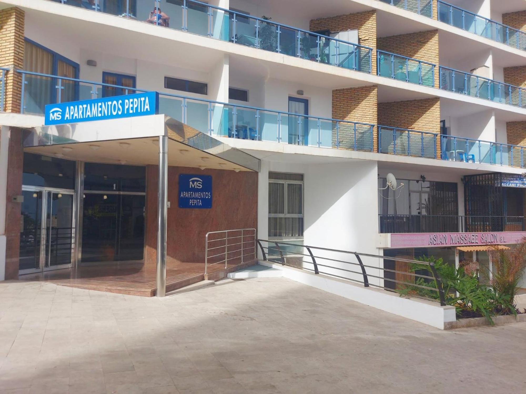 Estudio Luminoso En Puerto Marina *