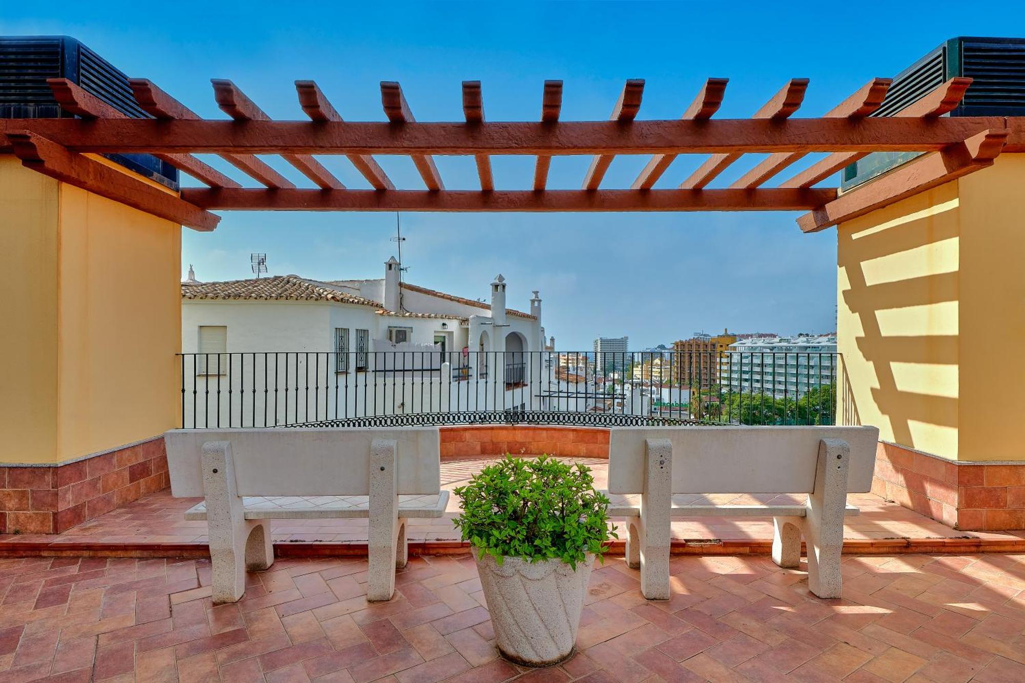 Casa Por La Vida Benalmádena