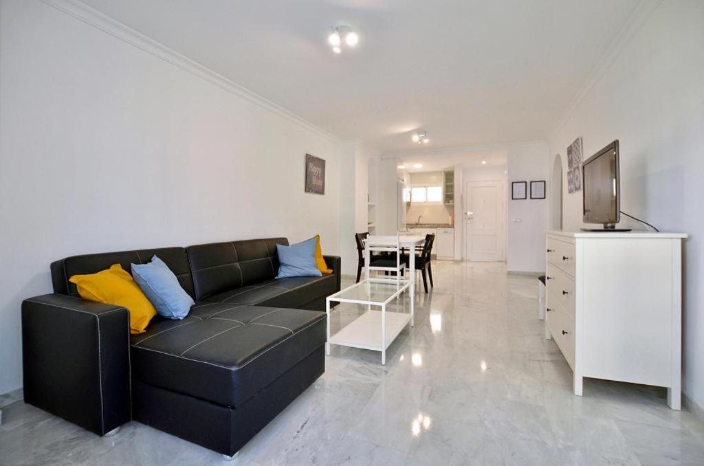 A 100 Metros De La Playa Costa Apartamento