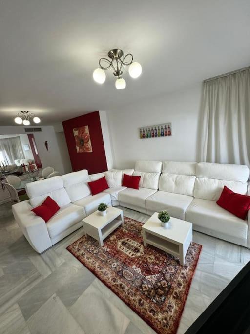 Elegant Flat In The Harbour Benalmadena
