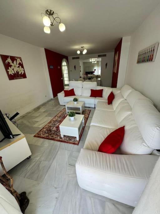Elegant Flat In The Harbour *