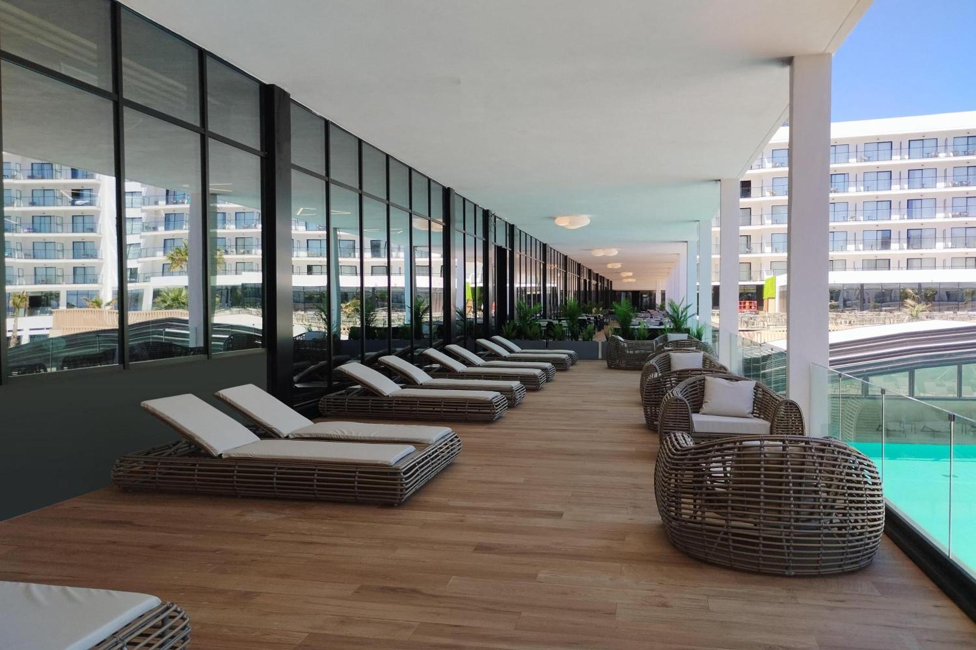 Hotel Triton 4*