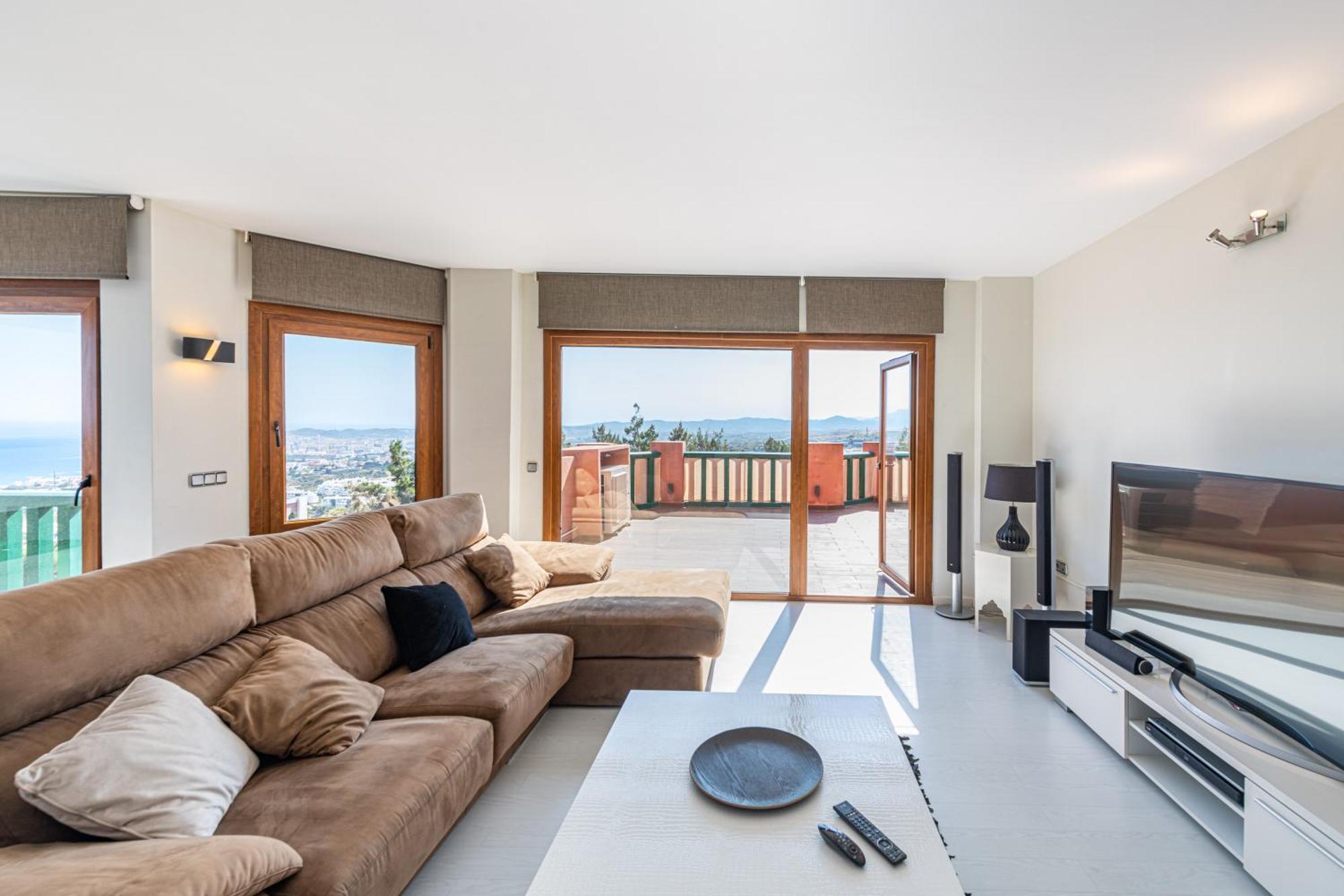 Apartment Altos Del Higueron Sea View Unit