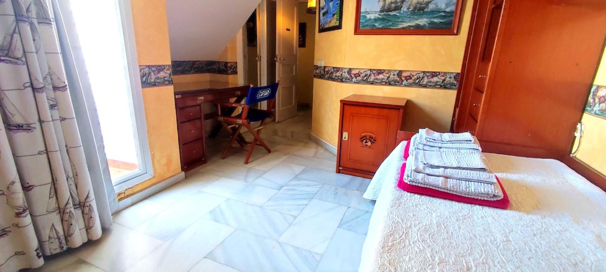 Holiday Puerto Marina - Costa Del Sol Real Estate Benalmadena