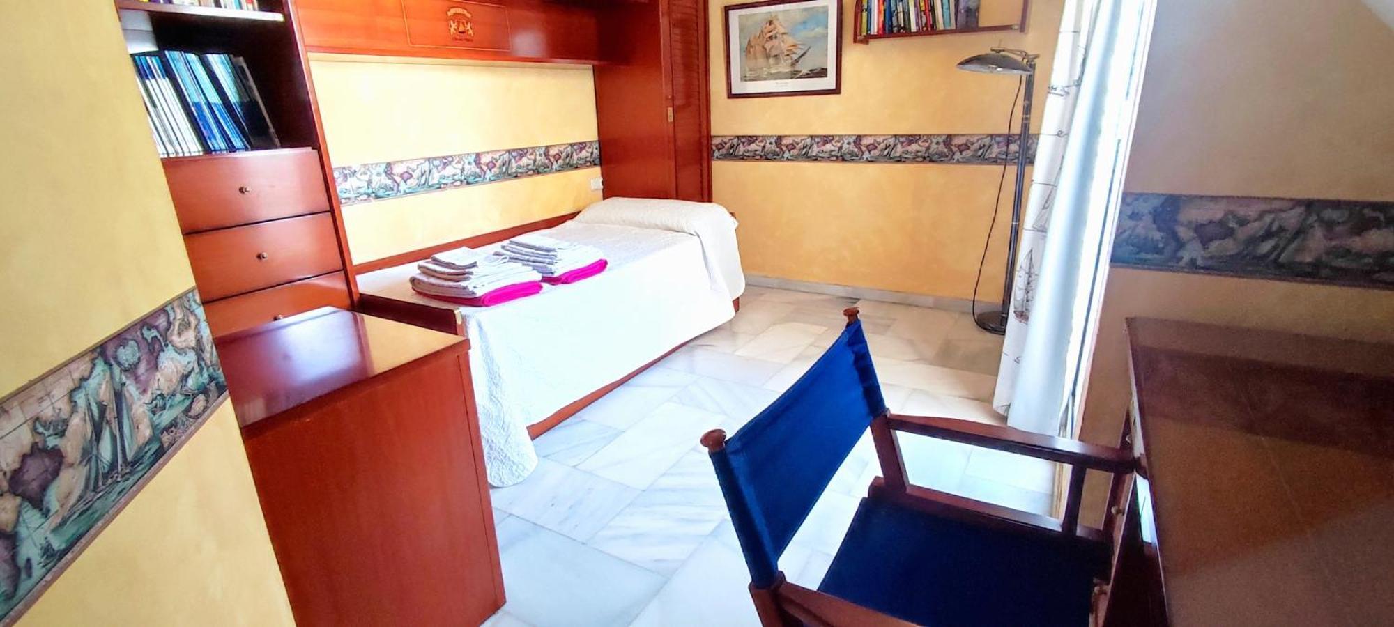 Holiday Puerto Marina - Costa Del Sol Real Estate * Benalmadena