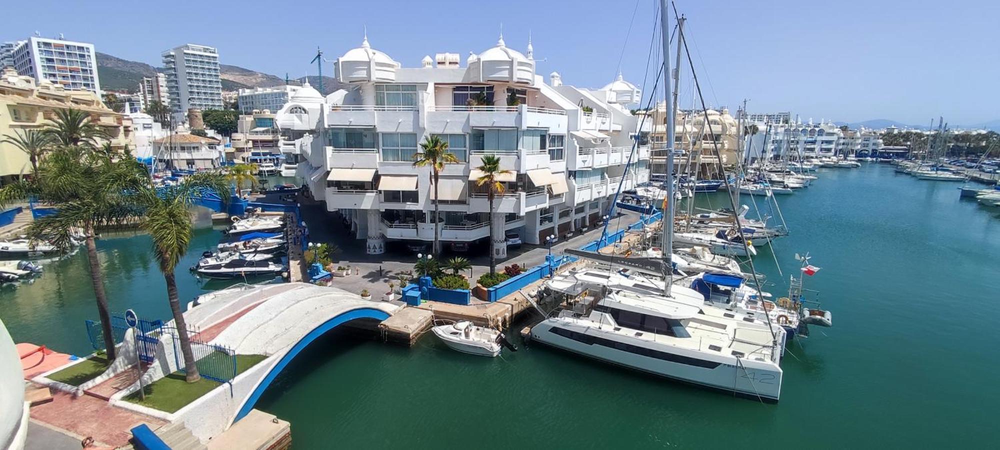 Holiday Puerto Marina - Costa Del Sol Real Estate *
