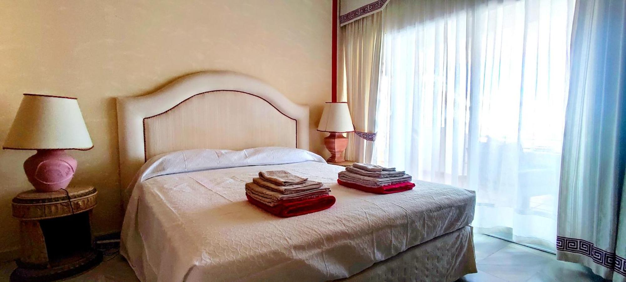 Holiday Puerto Marina - Costa Del Sol Real Estate Benalmadena