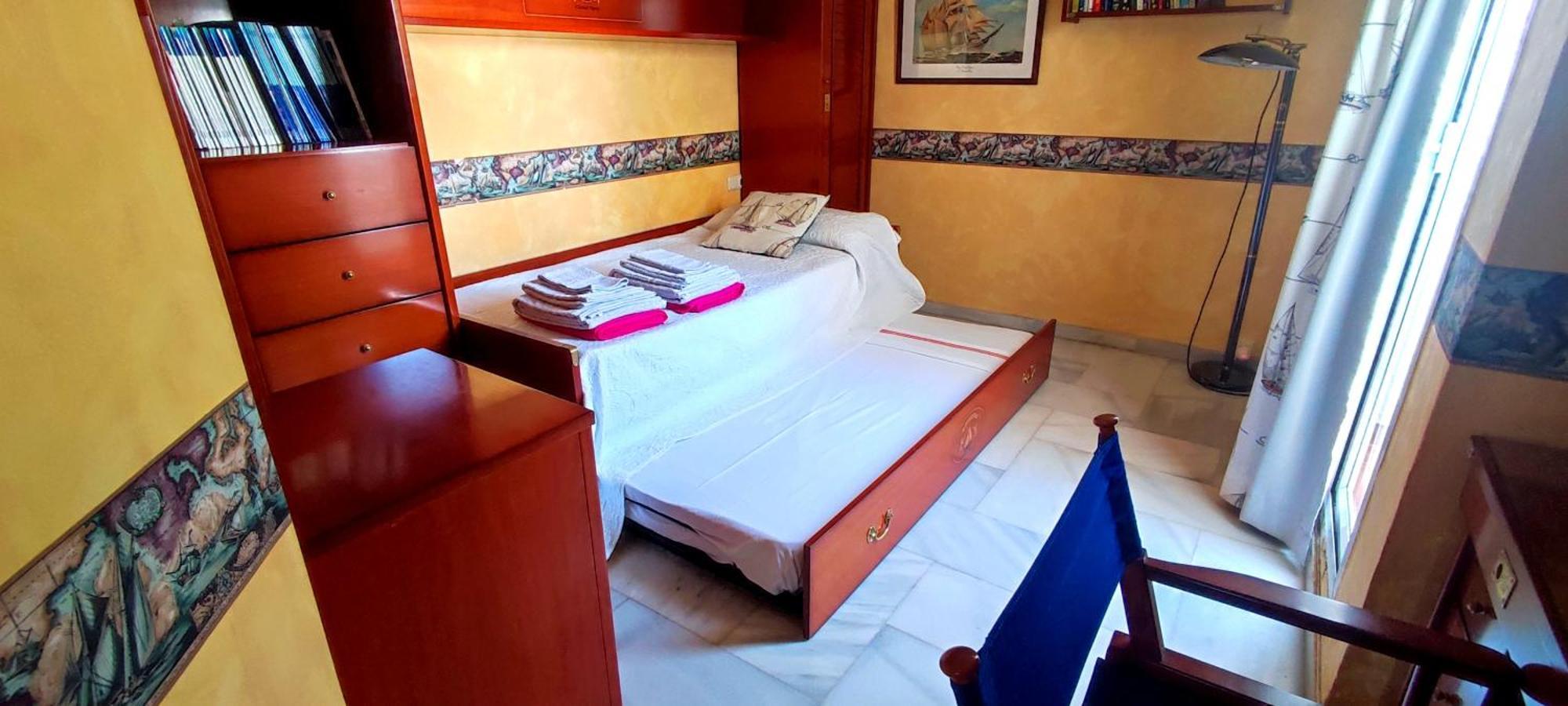 Apartment Holiday Puerto Marina - Costa Del Sol Real Estate