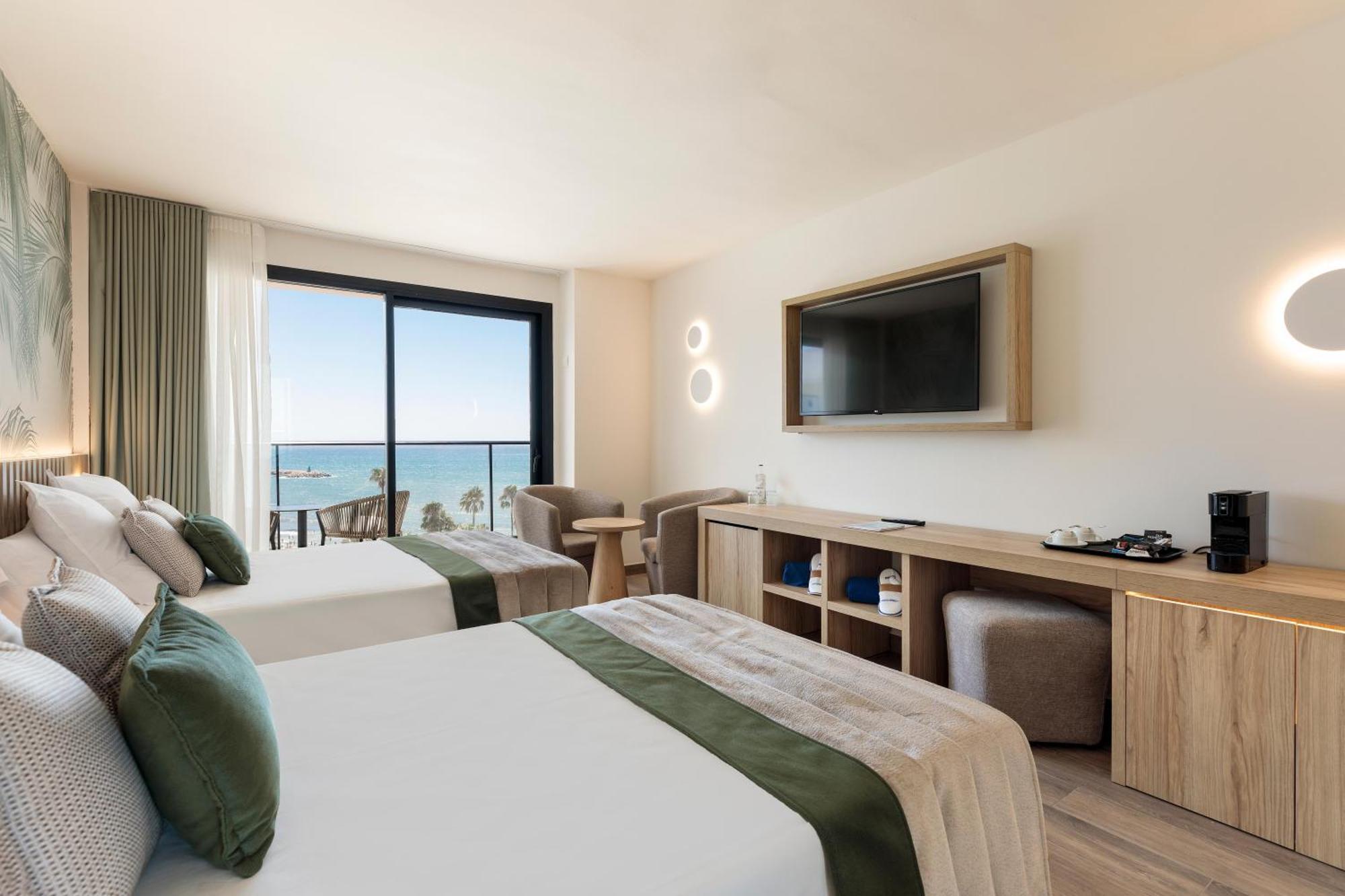 Triton Hotel