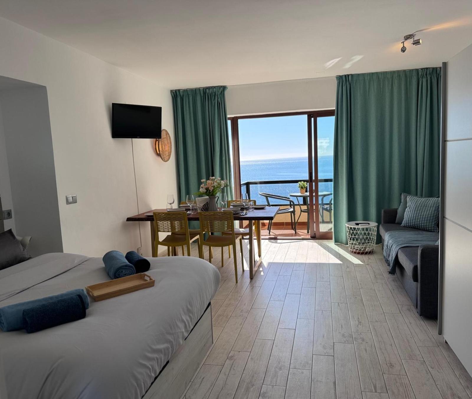 Apartamento Aloha Playa Sea Views