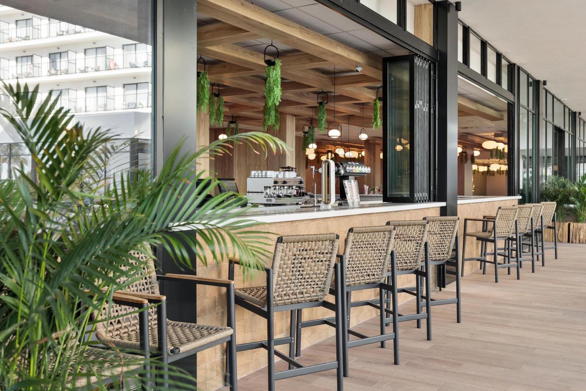 Triton Hotel Benalmadena