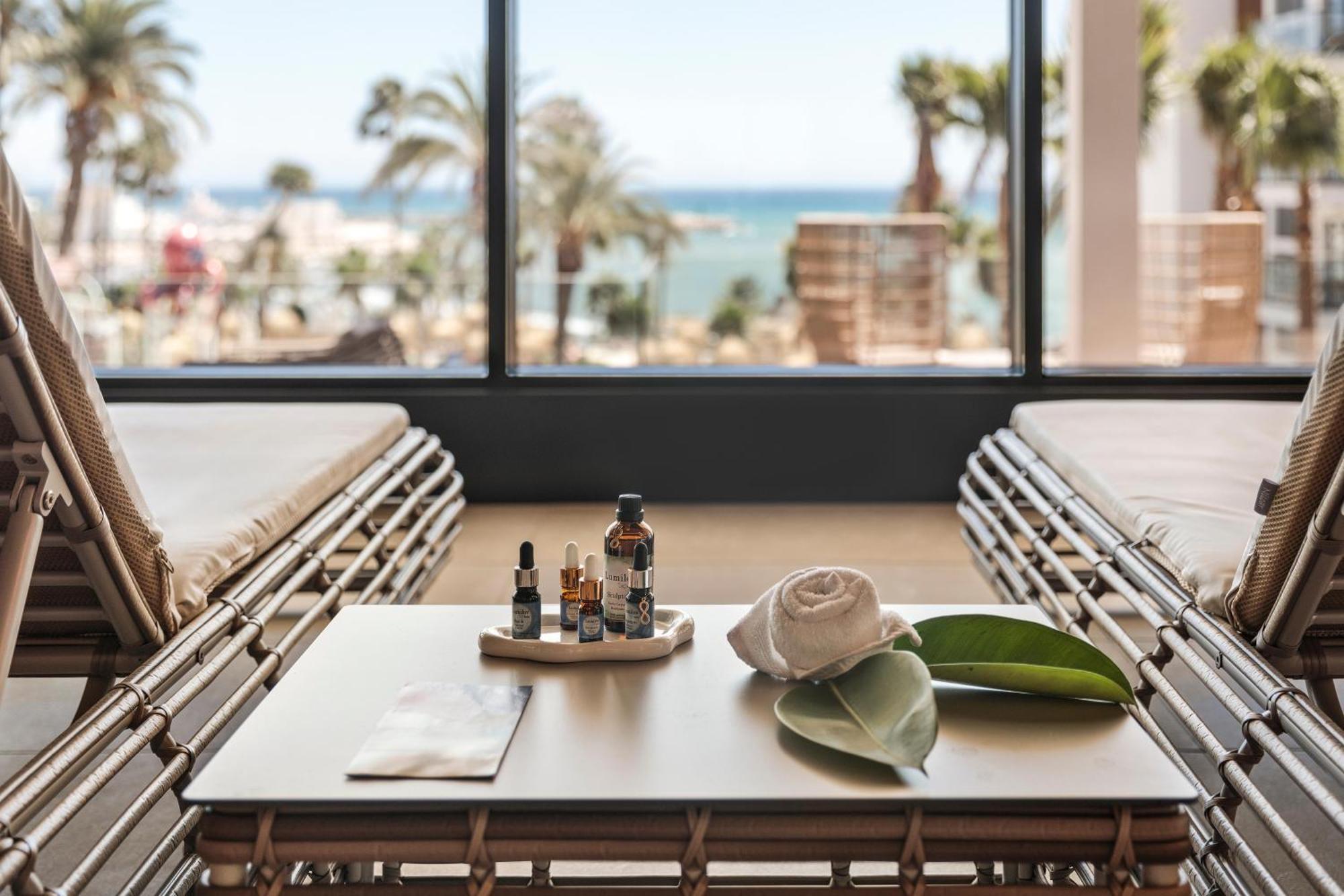 Hotel Triton 4*