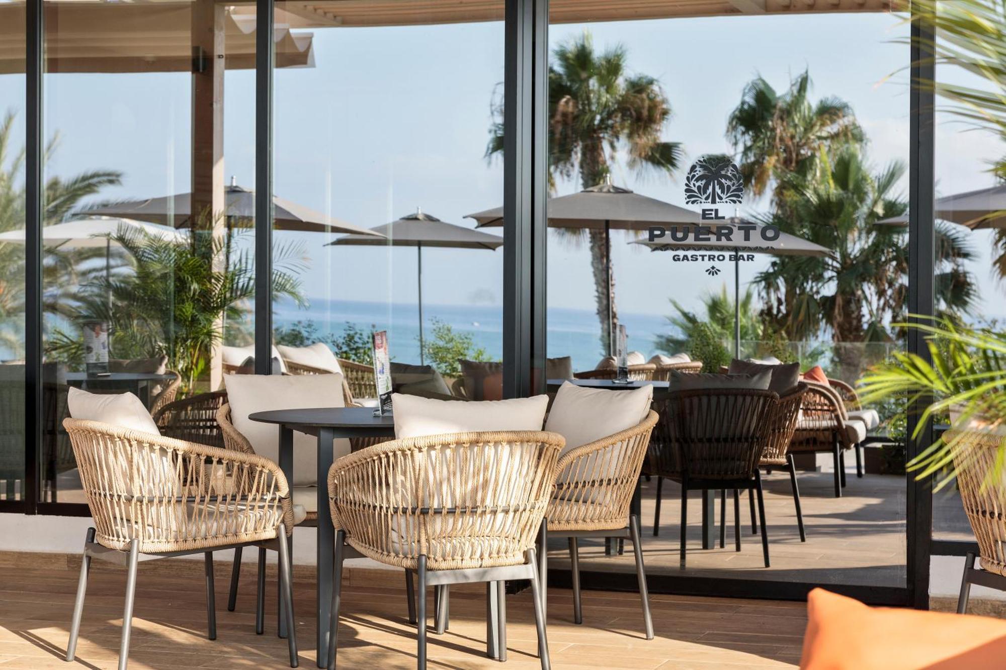 Hotel Triton 4*