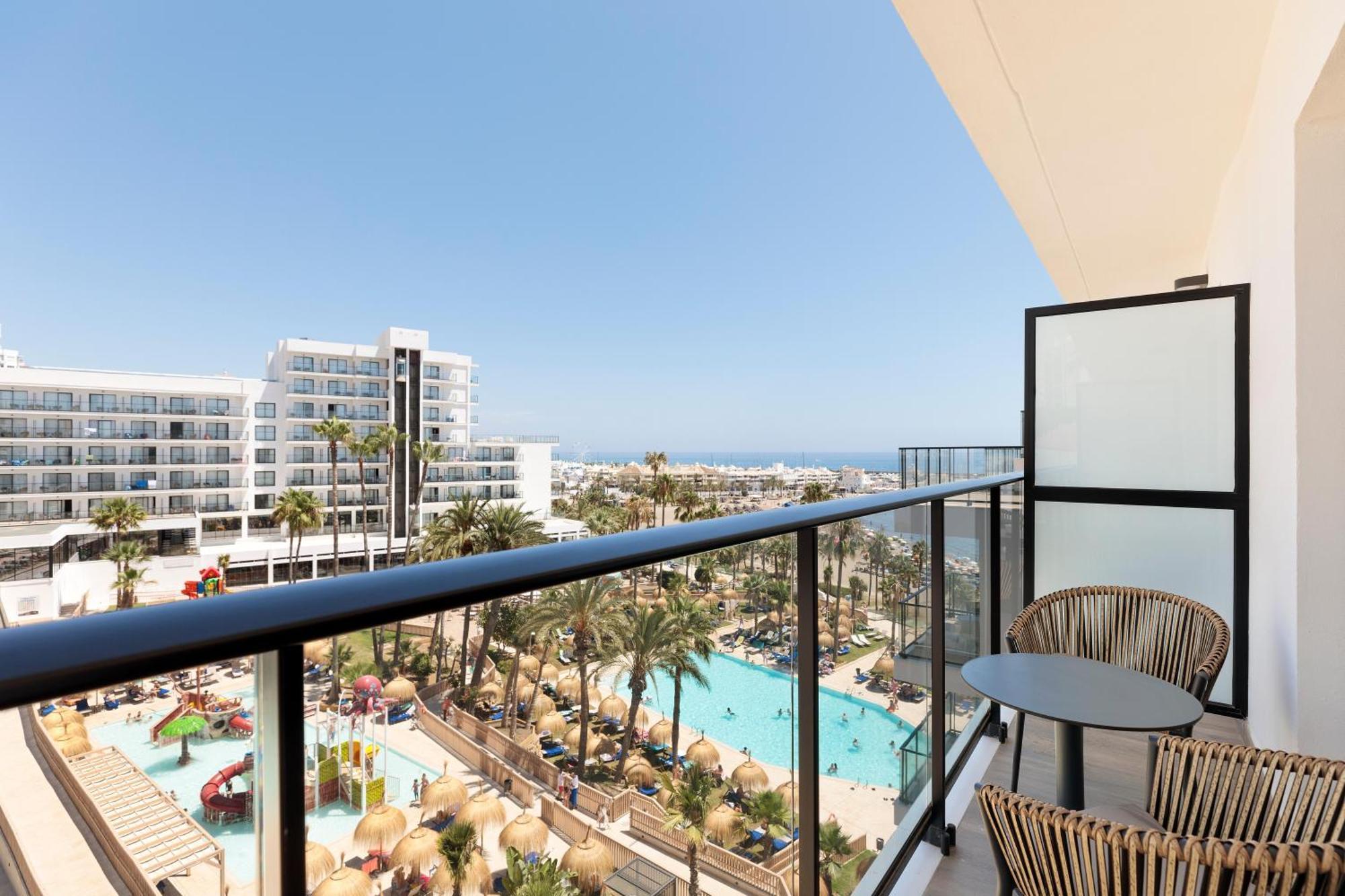 Hotel Triton 4*