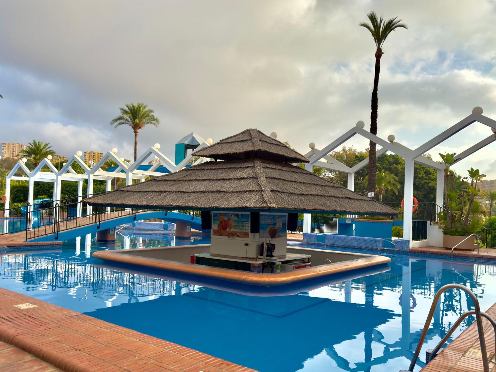 Vistas Al Mar Y Piscina *