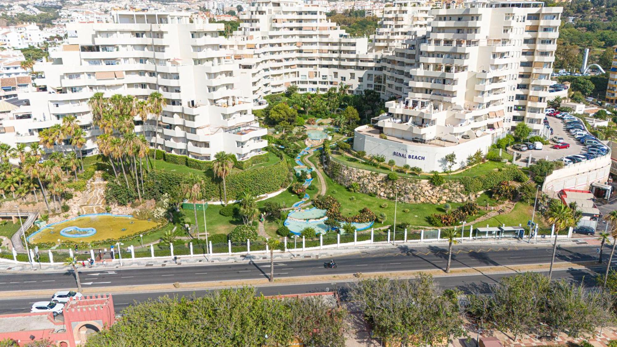 Vistas Al Mar Y Piscina Apartment