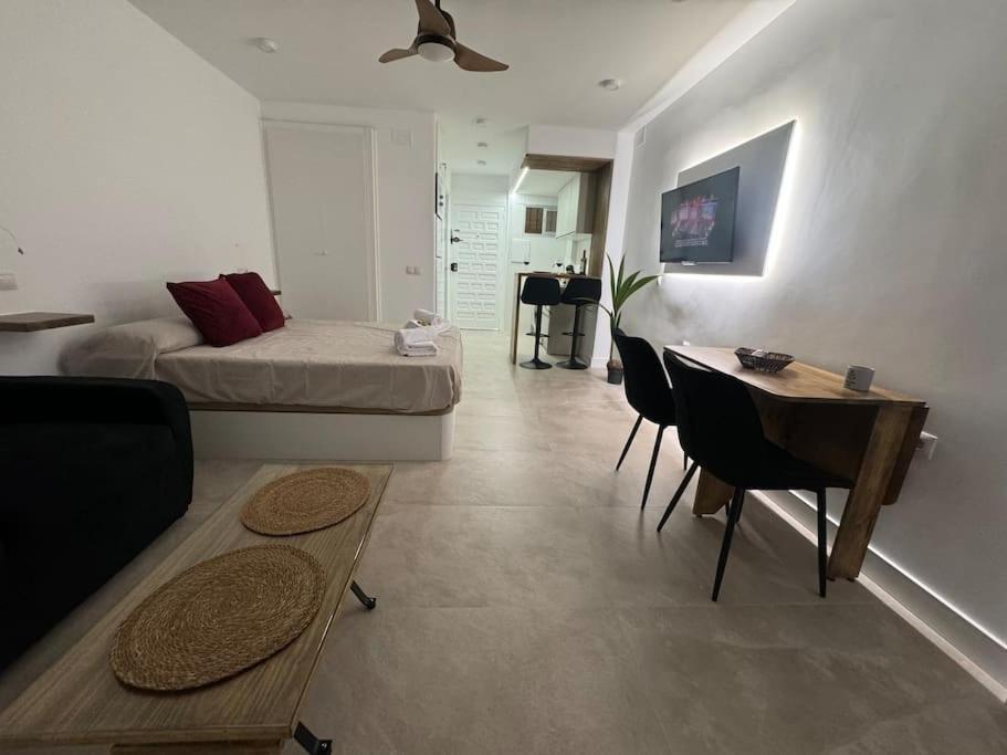 Costa! Nuevo Estudio Cerca Del Mar Benalmadena