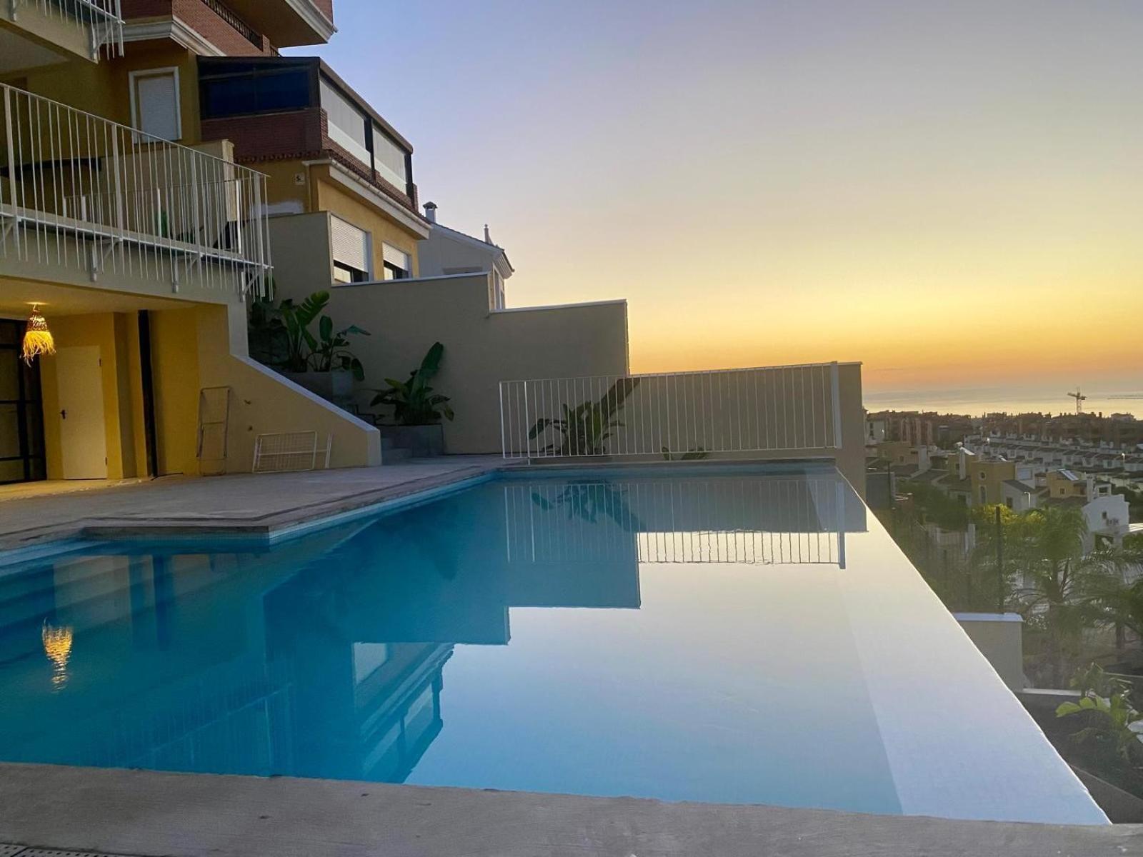 Spacious With Great Views! Villa