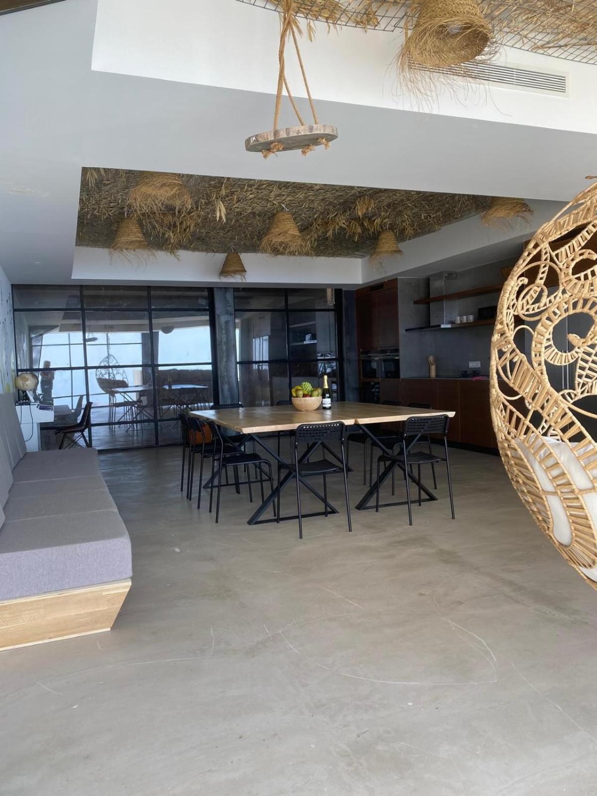 Spacious With Great Views! Villa Benalmádena
