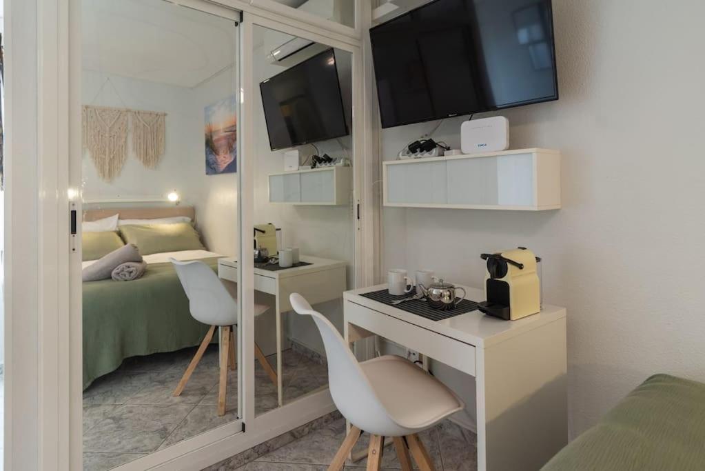 Teletrabajo O Relax, Estudio Con Vistas Al Mar