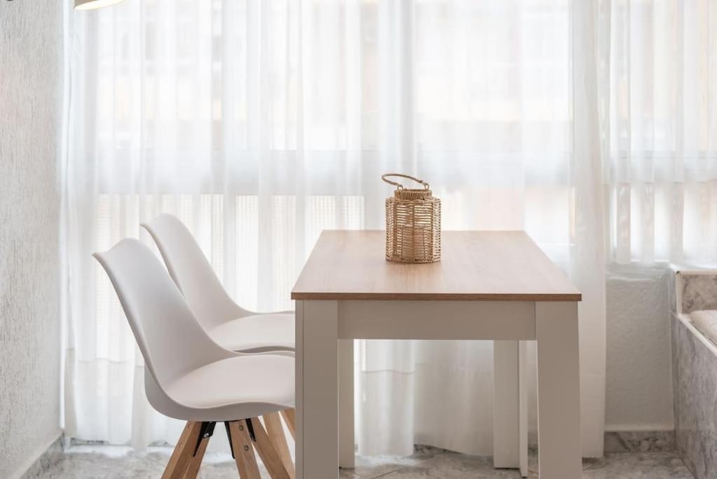 Teletrabajo O Relax, Estudio Con Vistas Al Mar *