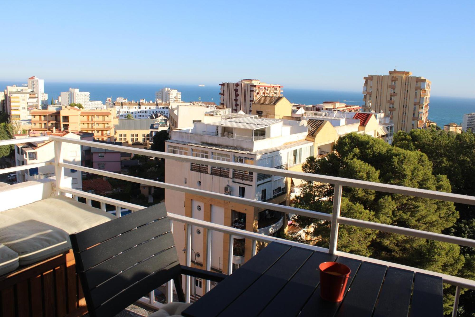 Con Hermosas Vistas En Arroyo De La Miel Apartment