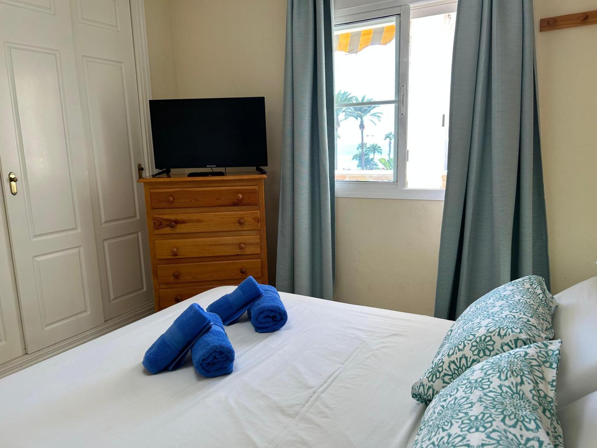 Apartment Holidays & Ii, 3 Habitaciones, Piscinas ,150 Metros Playa Benalmadena