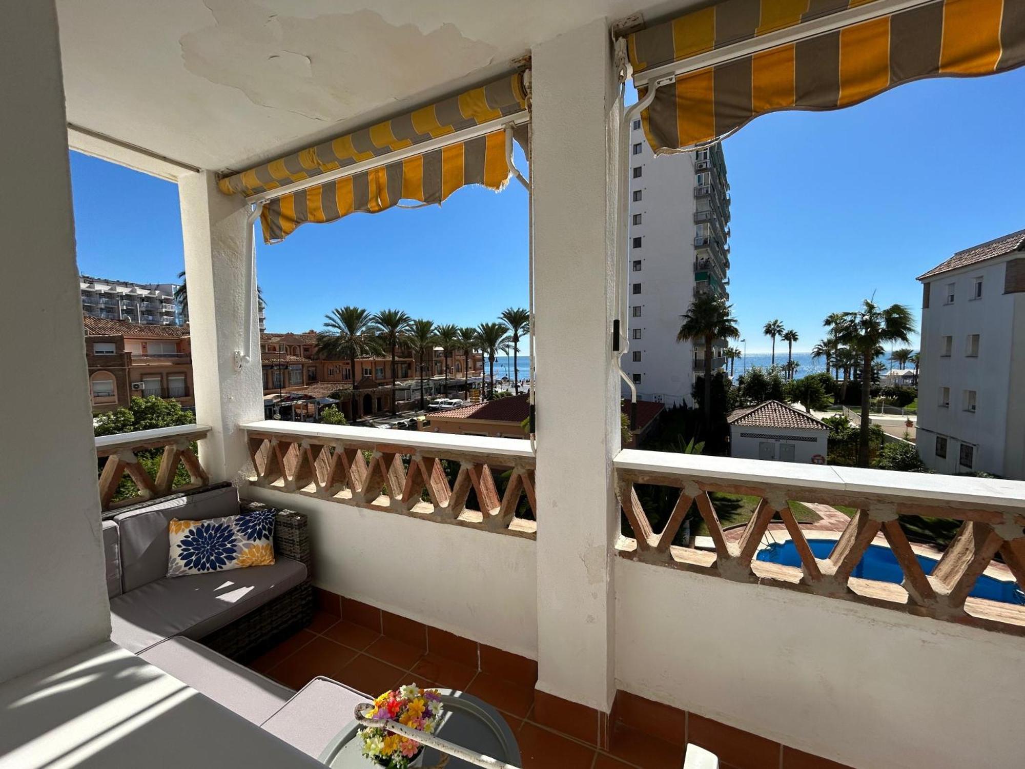 Holidays & Ii, 3 Habitaciones, Piscinas ,150 Metros Playa * Benalmadena