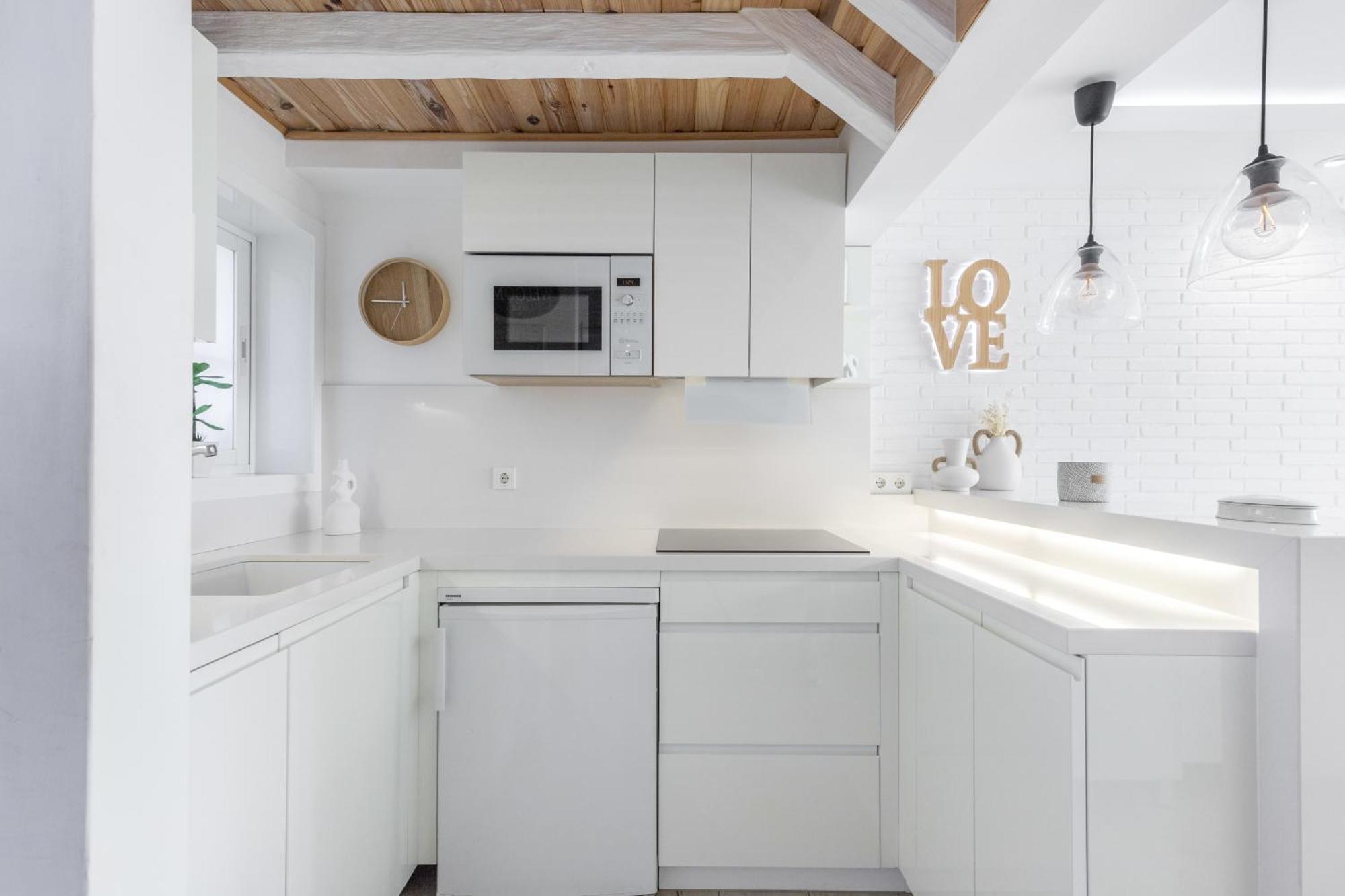 Apartment White Summer In Benalmadena