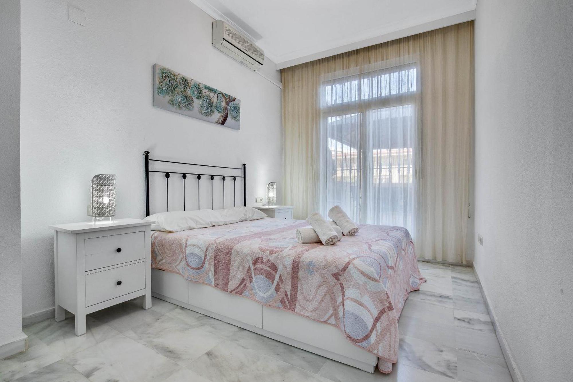 Apartment 6 Con Wifi, Ac, Piscina Y Parking Gratis *