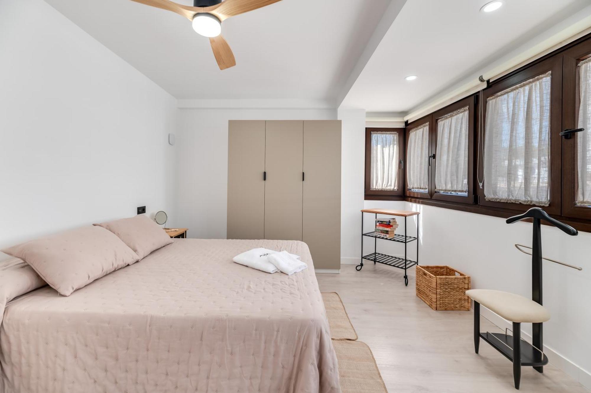 Alay Pool & Apartment