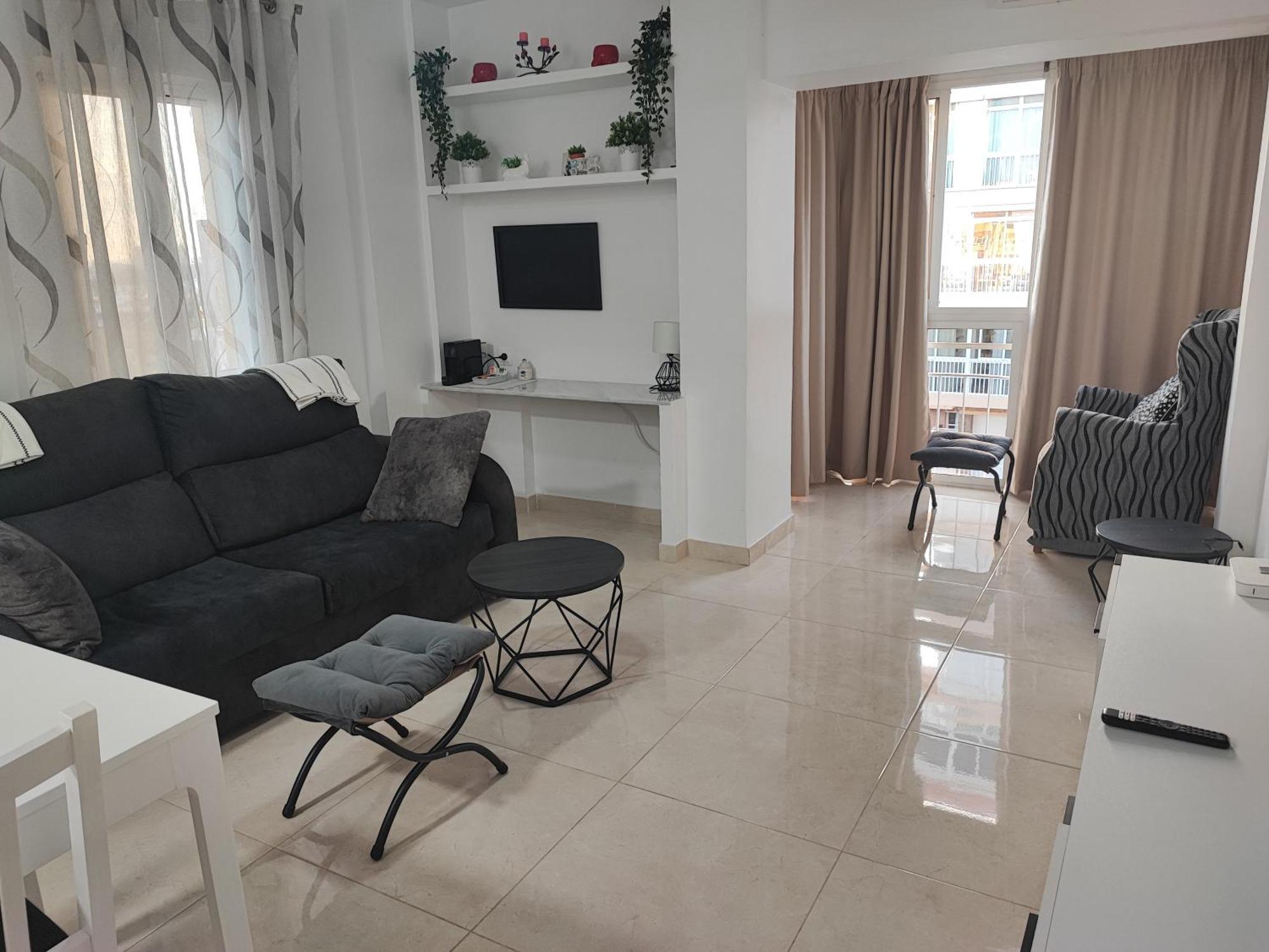 Apartment Hercules Paradise 531 Con Vistas Al Mar Mediterraneo En A Pasos Del Centro Y Su Vibrante Zona Comercial Disfruta De Experiencia Unica En La Costa Del Sol Malaga Andalucia Well-connected To The Airport