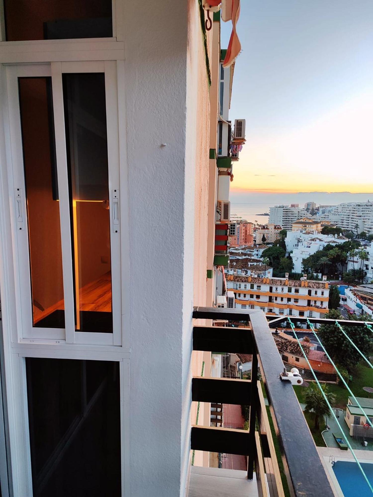 Sea Views 1025