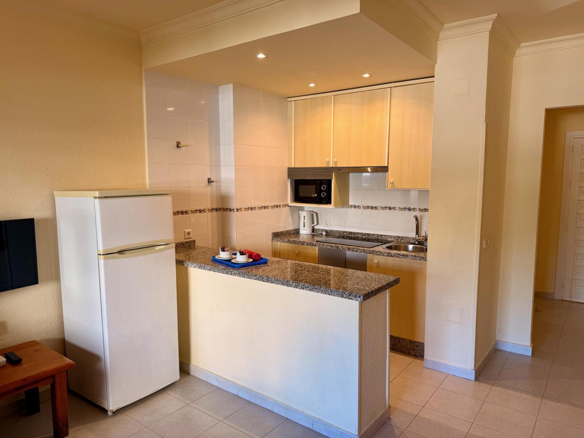 Kingfisher Apartments Benal Beach