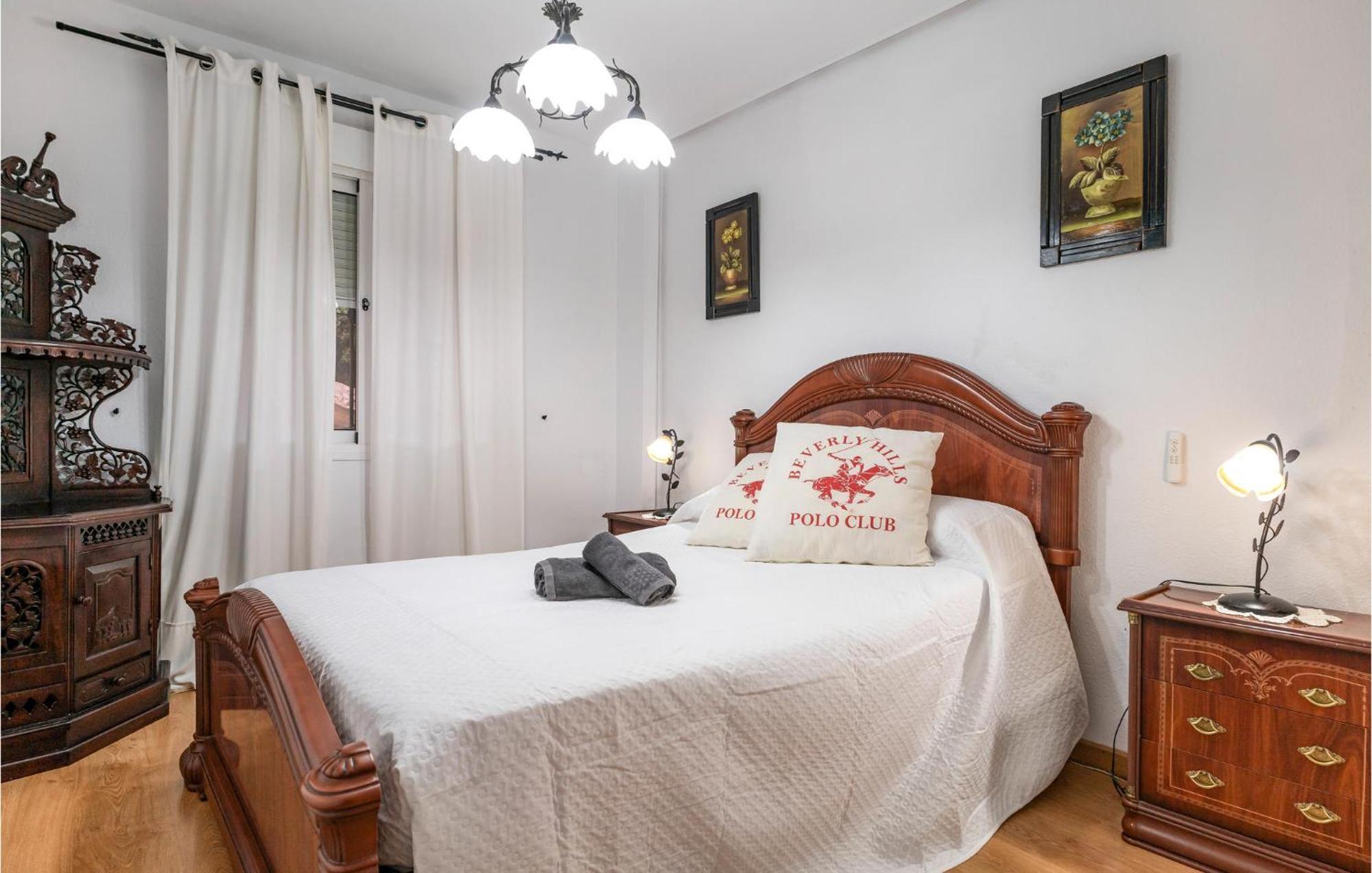 Apartment Cozy In With Kitchenette *