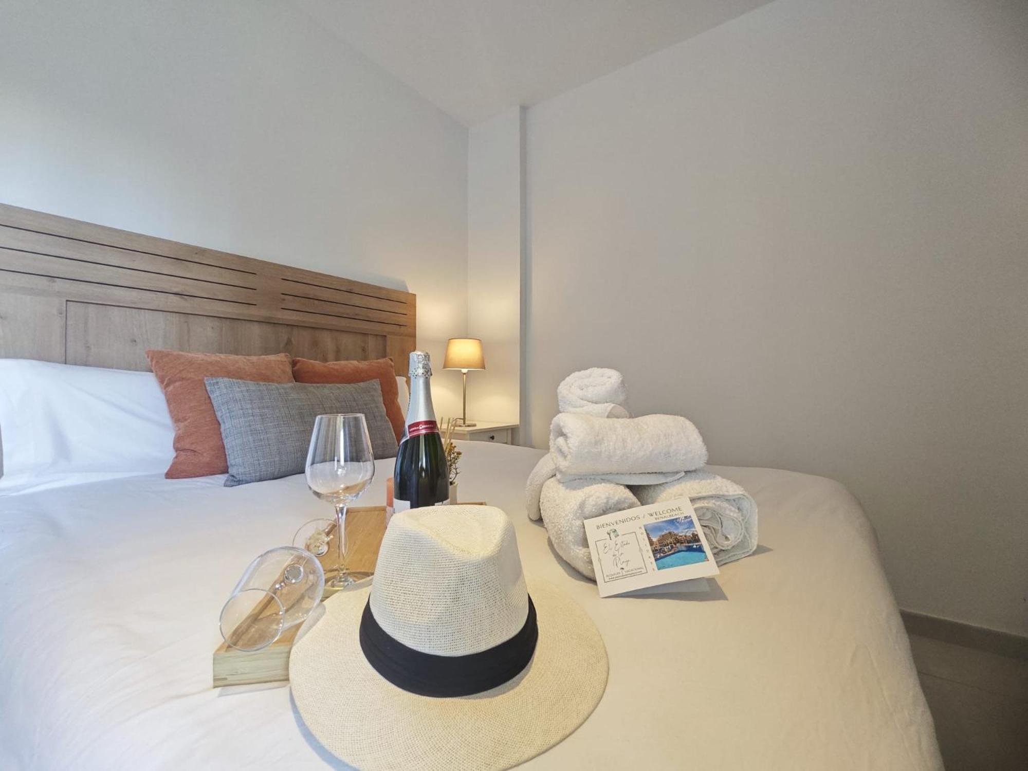 Casa Oasis Benalbeach Apartment *