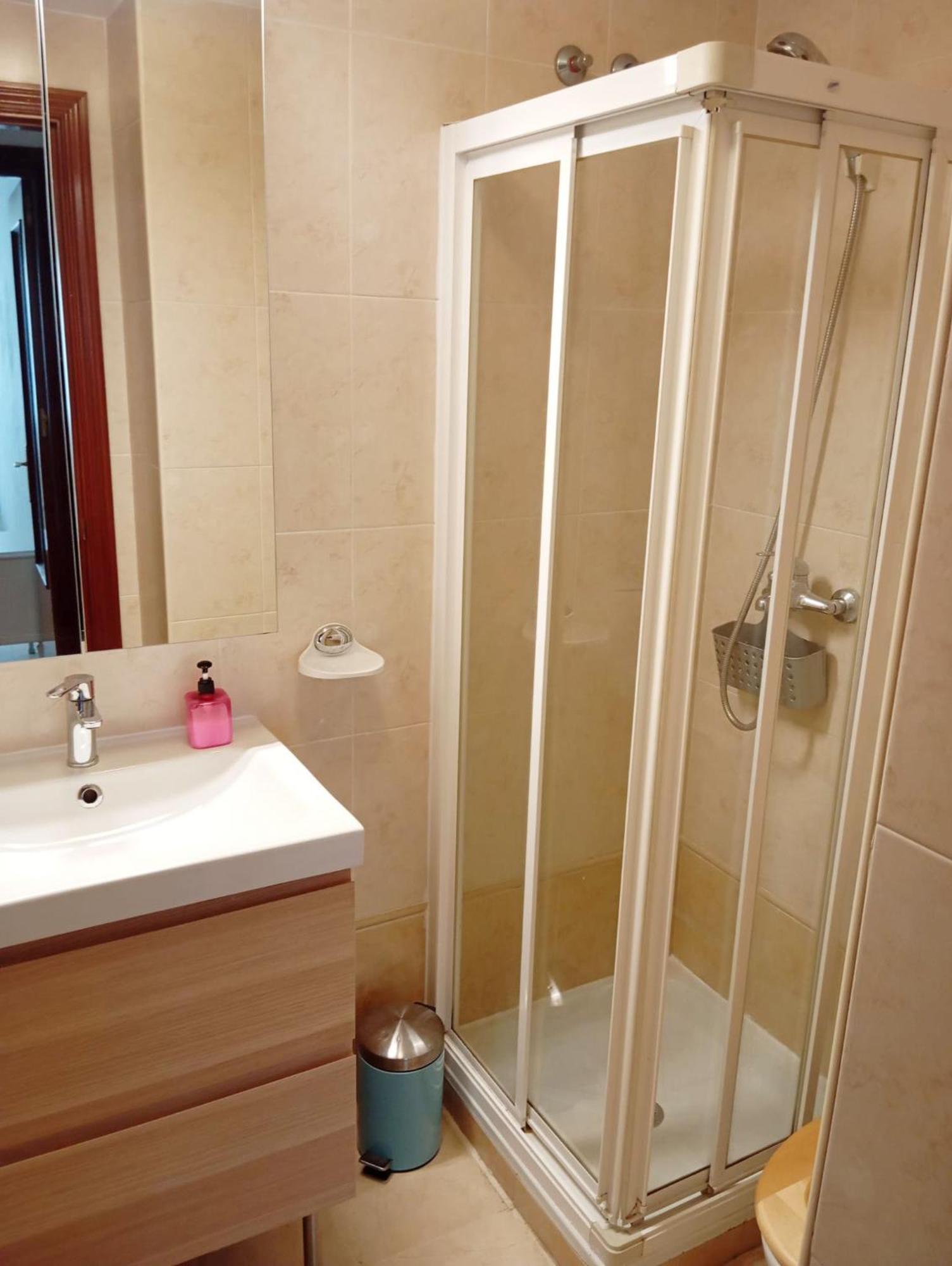 Apartment 3 Bed, Paloma Park *
