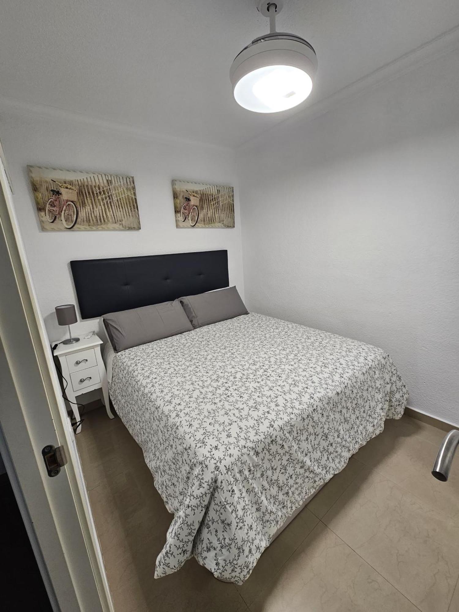 Apartment En Benalmadena, Primera Linea De Playa Benalmádena