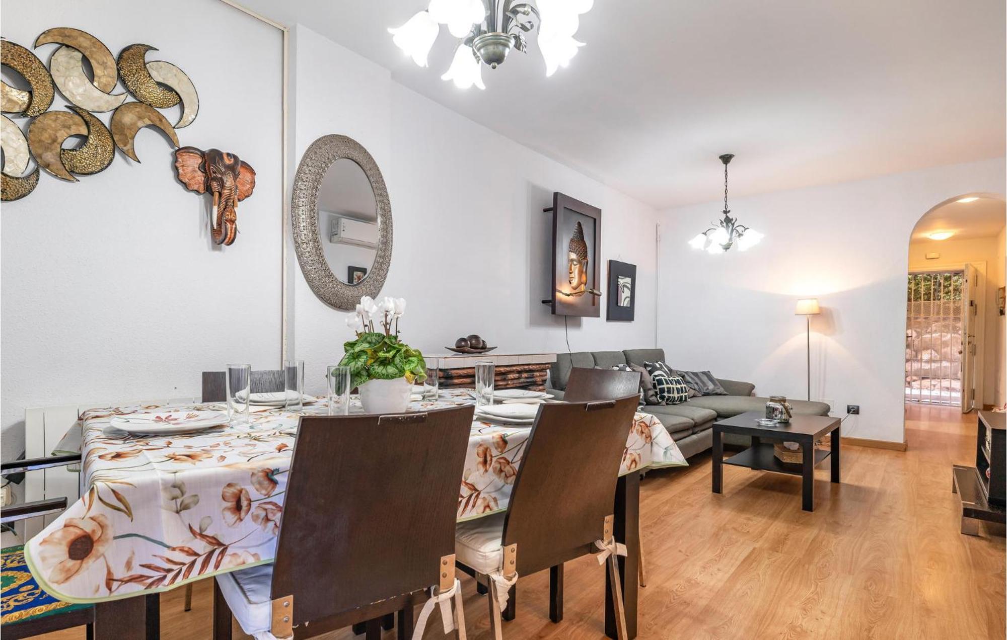 Cozy In With Kitchenette Apartment Benalmadena