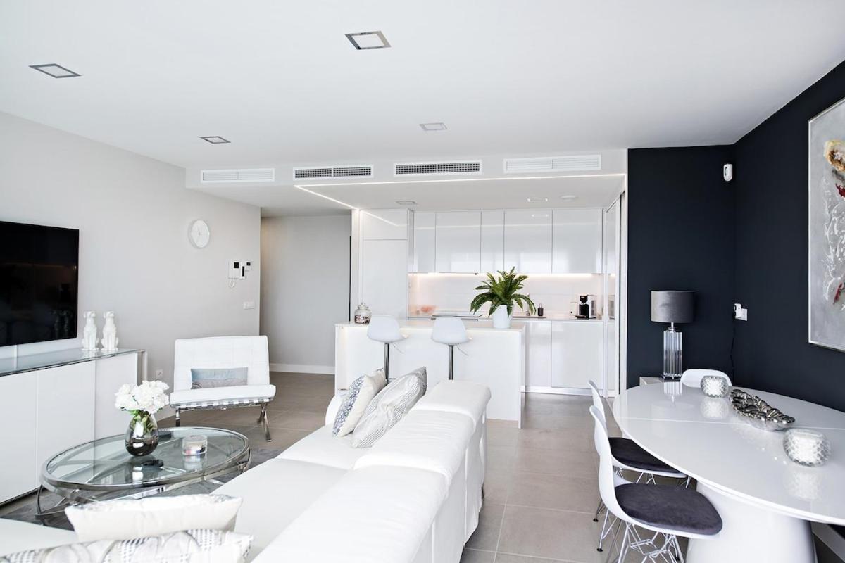 Amazing 3 Bedroom With Wifi And Views Apartment *