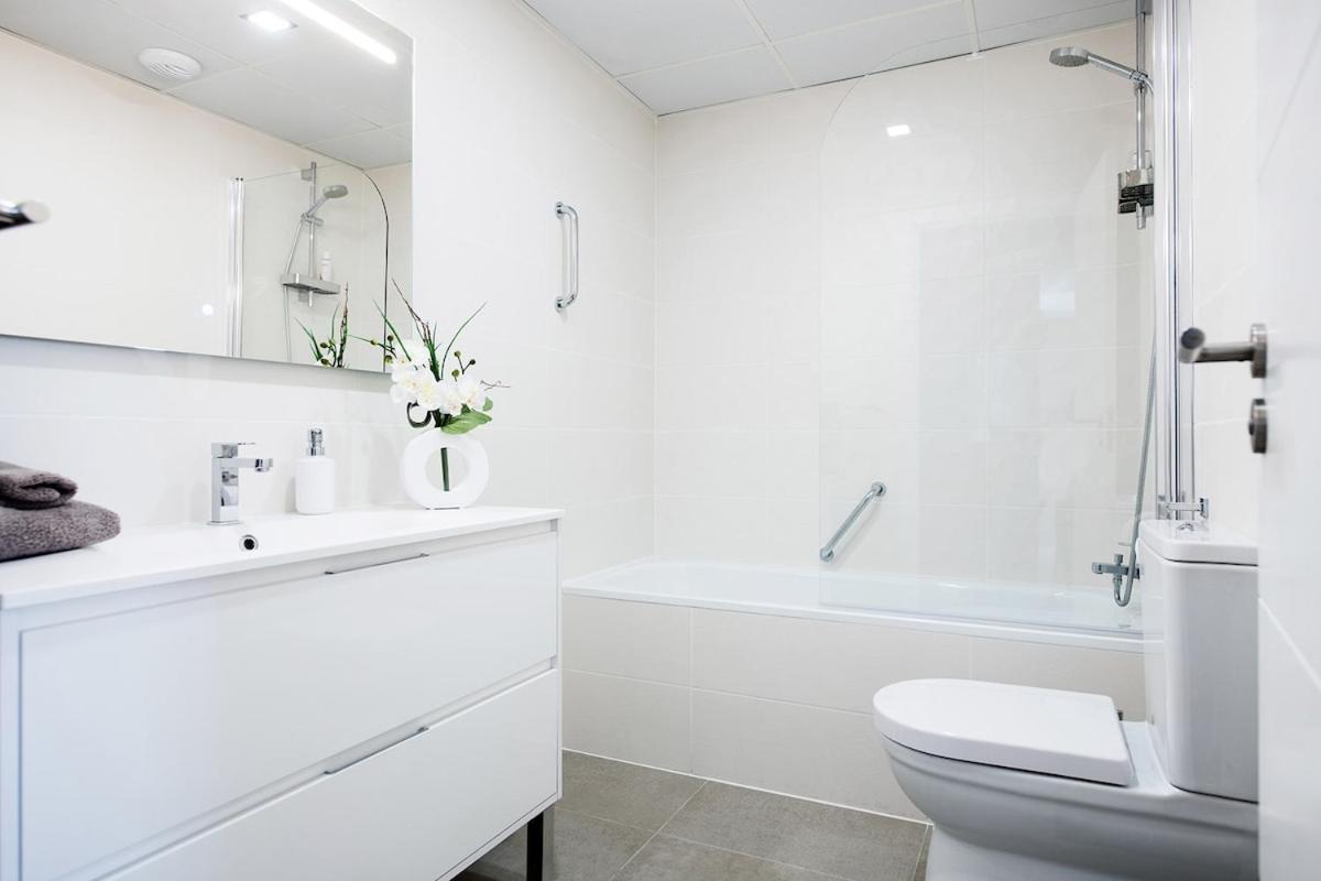 Amazing 3 Bedroom With Wifi And Views Apartment Benalmadena