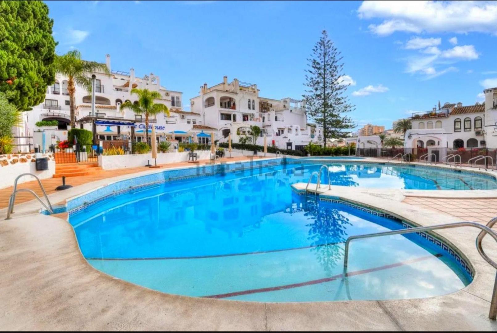 Estudio Pasodoble. Pueblo Evita * Benalmádena