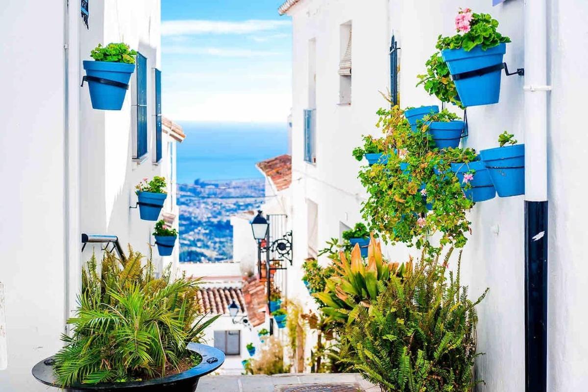 Breathtaking Sea View With Free Parking