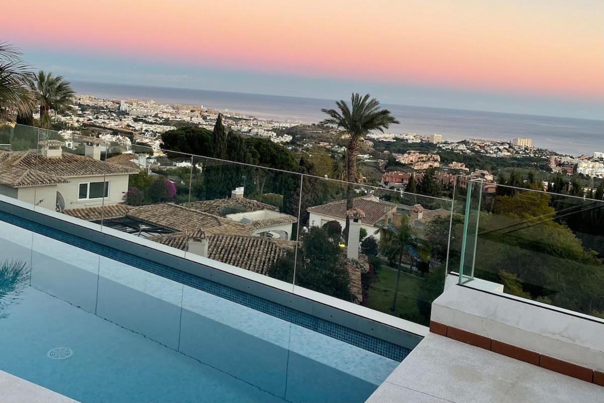 Breathtaking Sea View With Free Parking