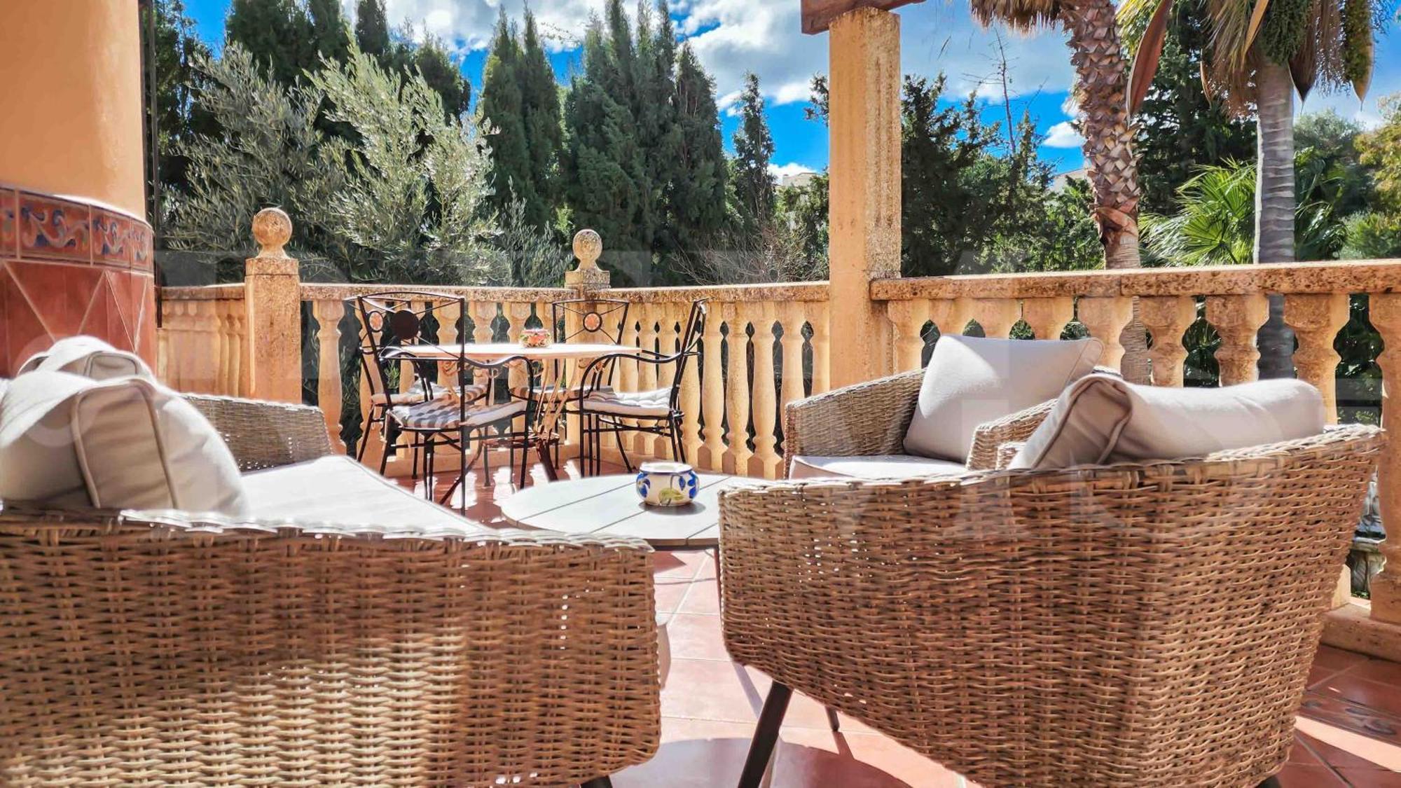 Holiday home Spacious And Authentic With Pool & Garden By Rems *