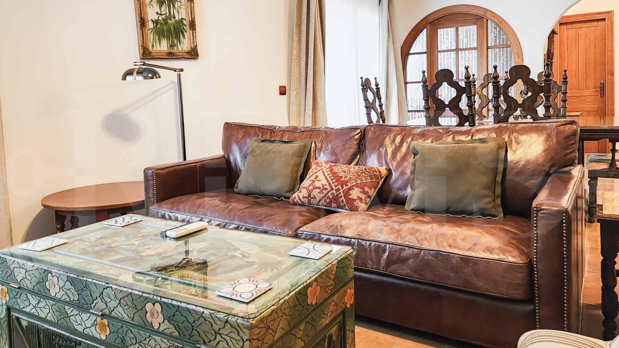 Spacious And Authentic With Pool & Garden By Rems